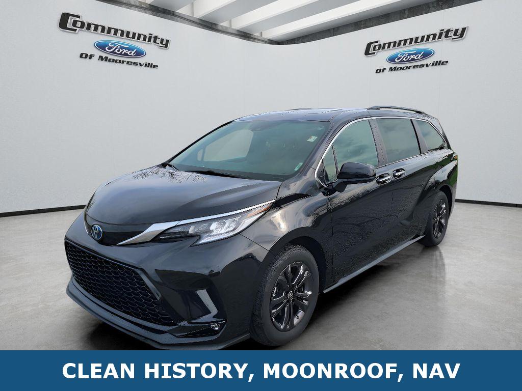Midnight Black Metallic 2024 Toyota Sienna XSE 7-Passenger AWD Minivan All-Wheel Drive Continuously Variable Transmission
