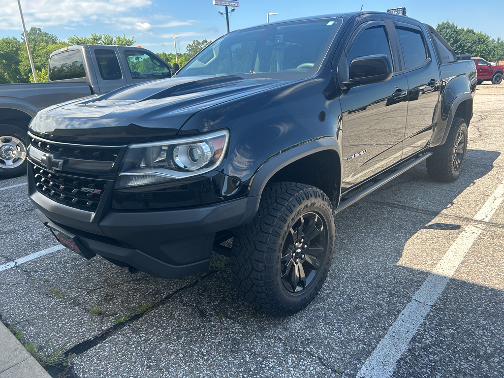 Black 2019 Chevrolet Colorado Pickup Truck Four-Wheel Drive 8-Speed Automatic