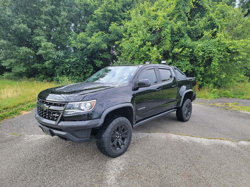 Black 2019 Chevrolet Colorado Pickup Truck Four-Wheel Drive 8-Speed Automatic