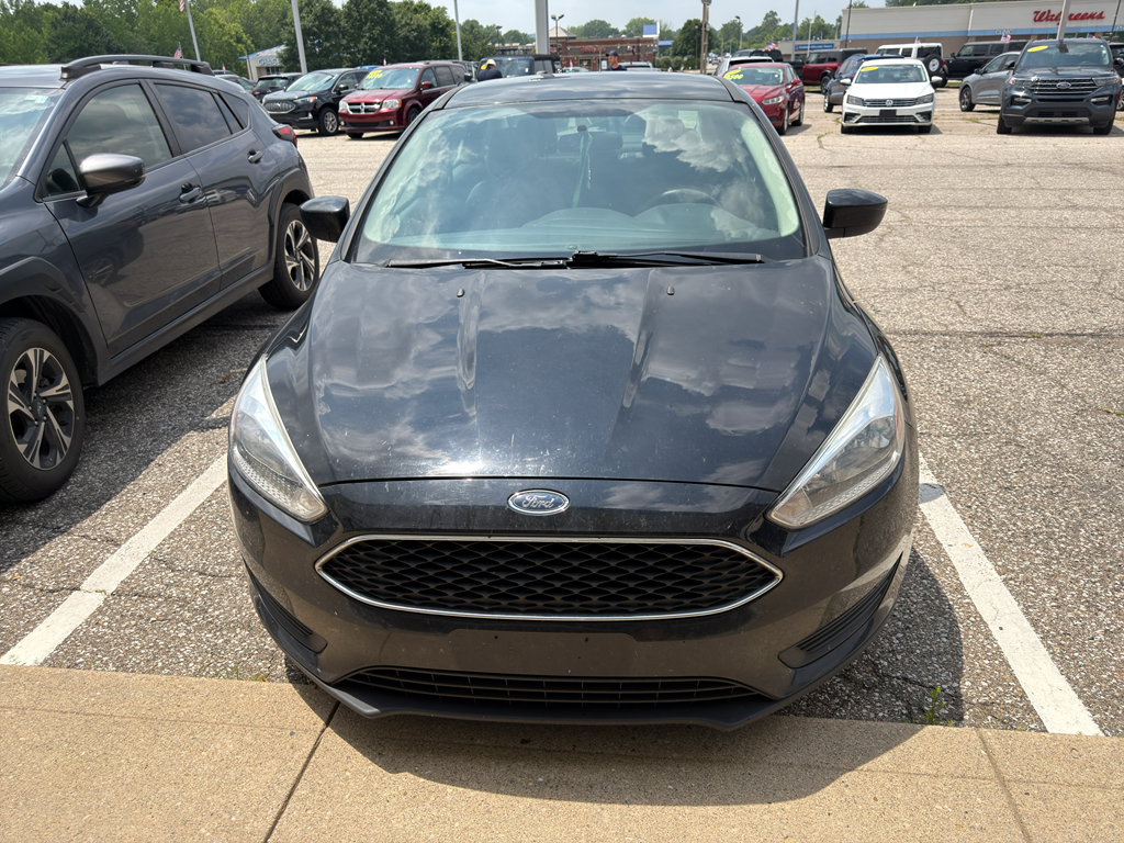 Shadow Black 2018 Ford Focus Sedan Front-Wheel Drive 6-Speed Automatic
