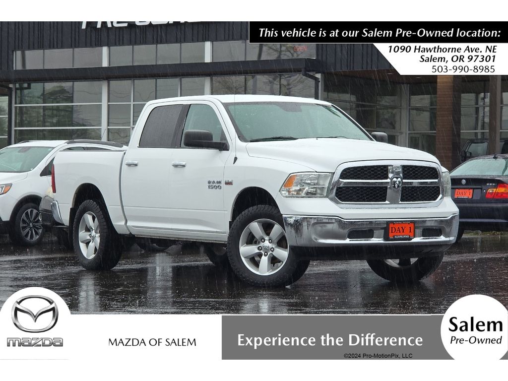 2015 RAM 1500 SLT Crew Cab 4WD
