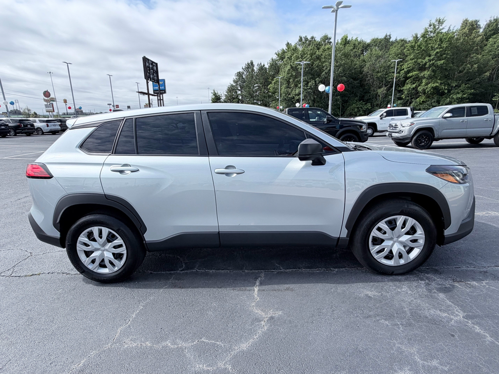 View vehicle photo 4