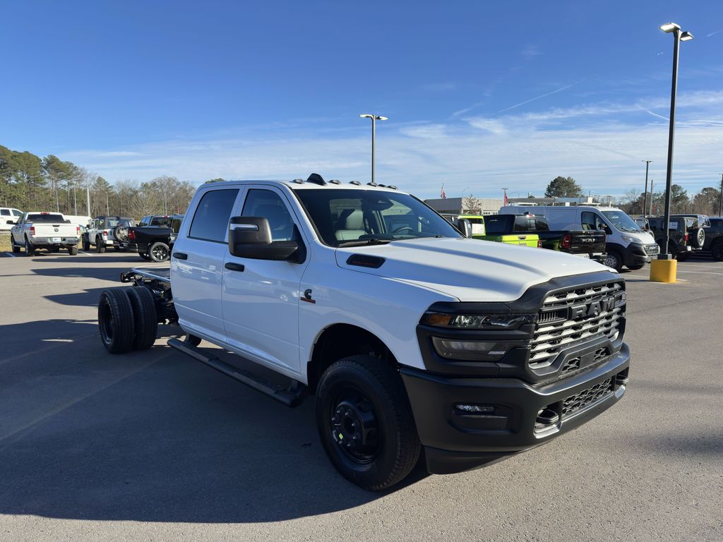 Bright White Clearcoat 2026 RAM 3500 Chassis Tradesman Crew Cab LB DRW 4WD Pickup Truck Four-Wheel Drive 8-Speed Automatic