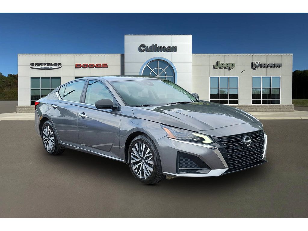 Gray (GUN METALLIC) 2025 Nissan Altima Sedan Front-Wheel Drive Continuously Variable Transmission