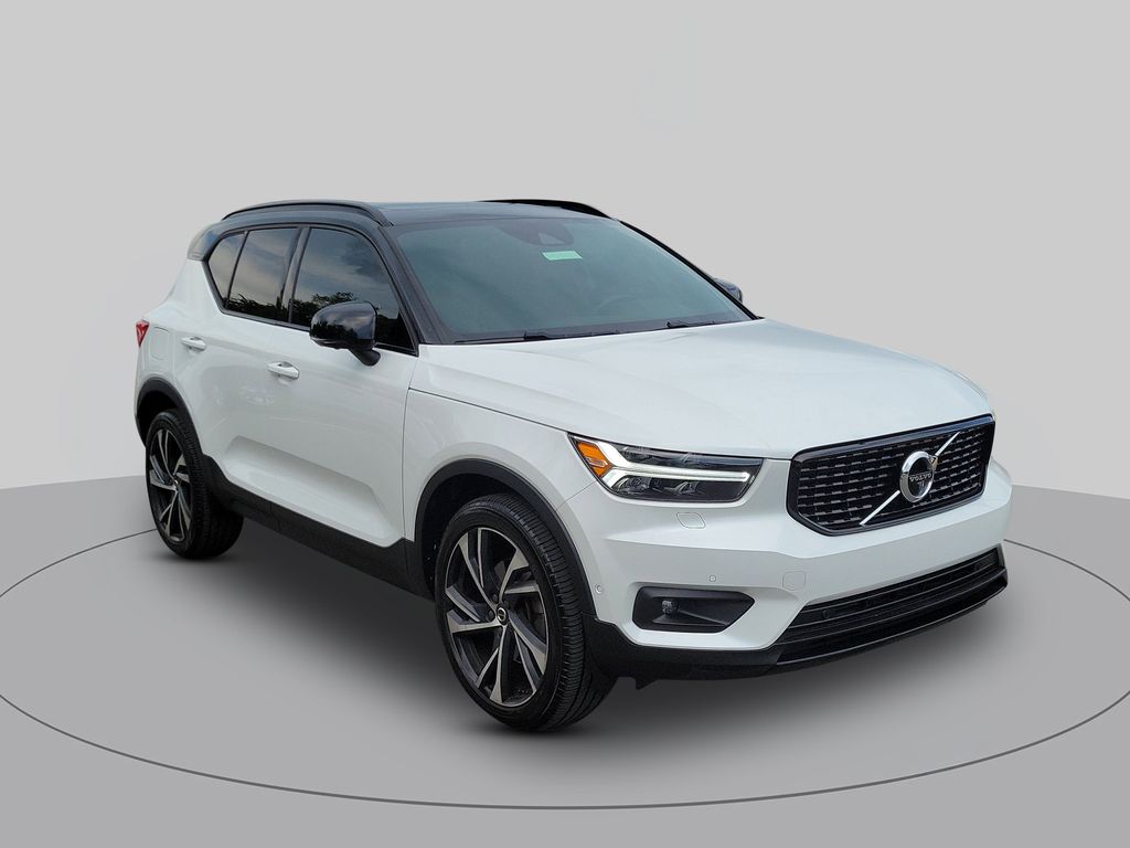 2019 Volvo XC40 T5 R-Design AWD
