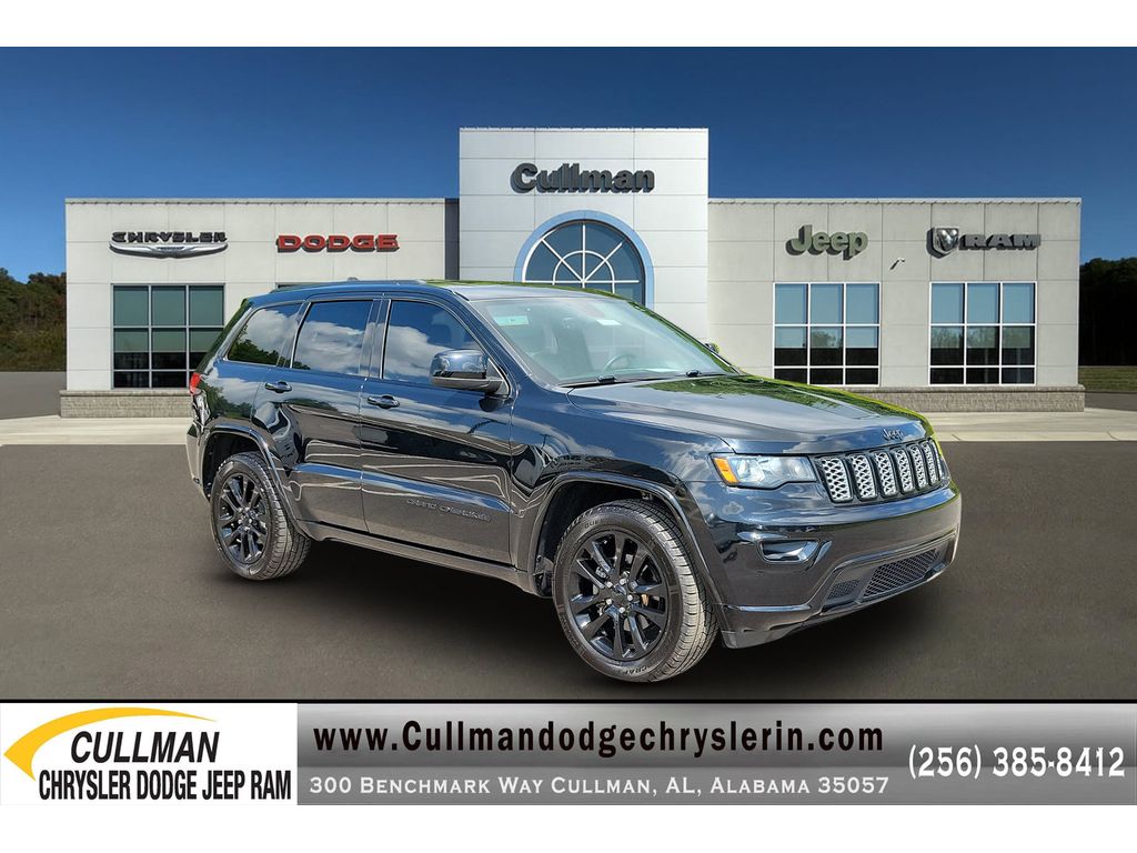 Diamond Black Crystal Pearlcoat 2017 Jeep Grand Cherokee SUV / Crossover 4X2 8-Speed Automatic