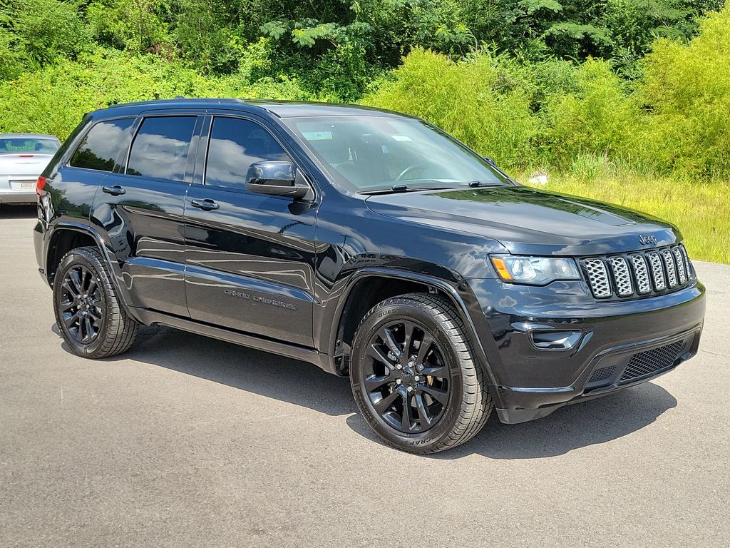 Diamond Black Crystal Pearlcoat 2017 Jeep Grand Cherokee SUV / Crossover 4X2 8-Speed Automatic
