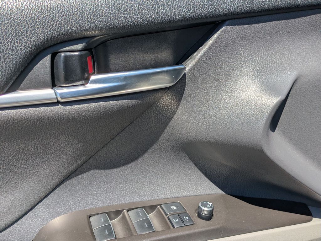 2023 Toyota Camry XLE - Photo 31