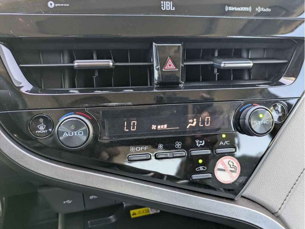 2023 Toyota Camry XLE - Photo 26