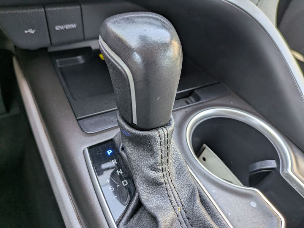 2023 Toyota Camry XLE - Photo 22