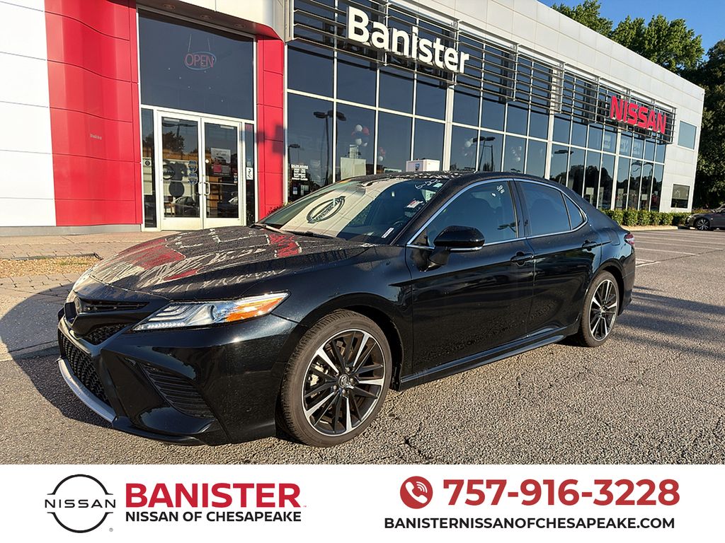 Midnight Black Metallic 2020 Toyota Camry Sedan Front-Wheel Drive 8-Speed Automatic