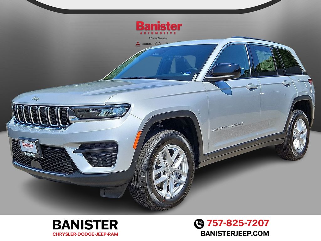 Silver Zynith 2026 Jeep Grand Cherokee SUV / Crossover Four-Wheel Drive 8-Speed Automatic