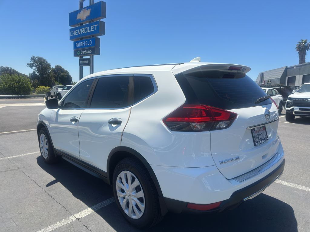 2018 Nissan Rogue photo 5