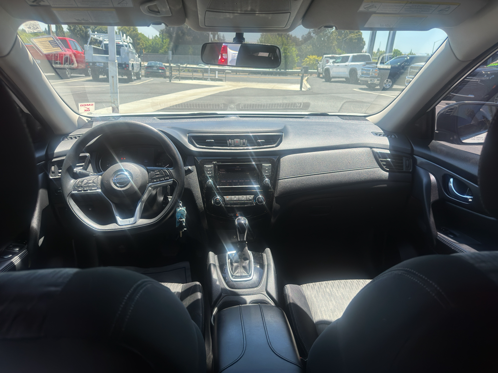 2018 Nissan Rogue photo 7