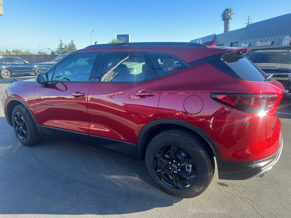 2025 Chevrolet Blazer photo 5