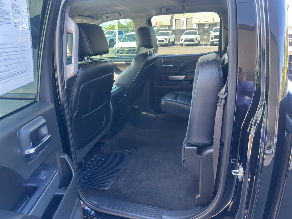 2015 Chevrolet Silverado photo 5