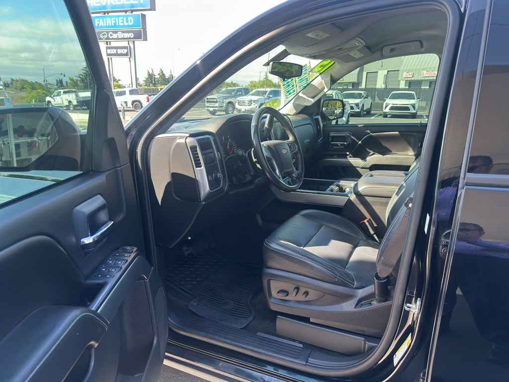 2015 Chevrolet Silverado photo 7