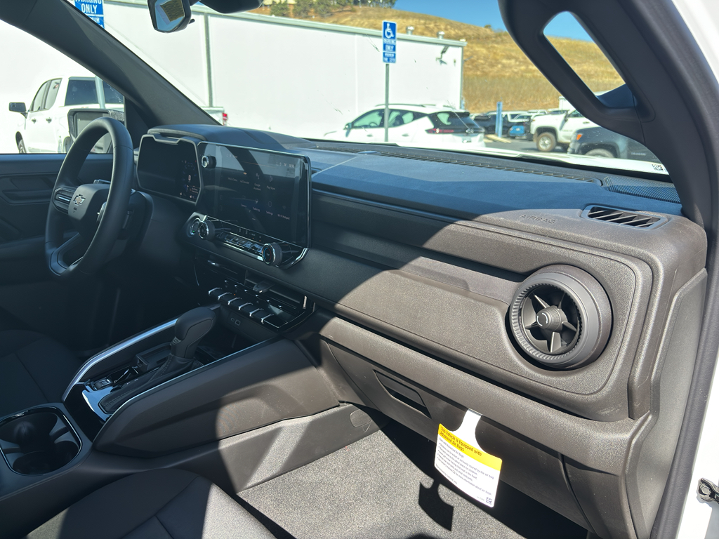 2026 Chevrolet Colorado photo 20
