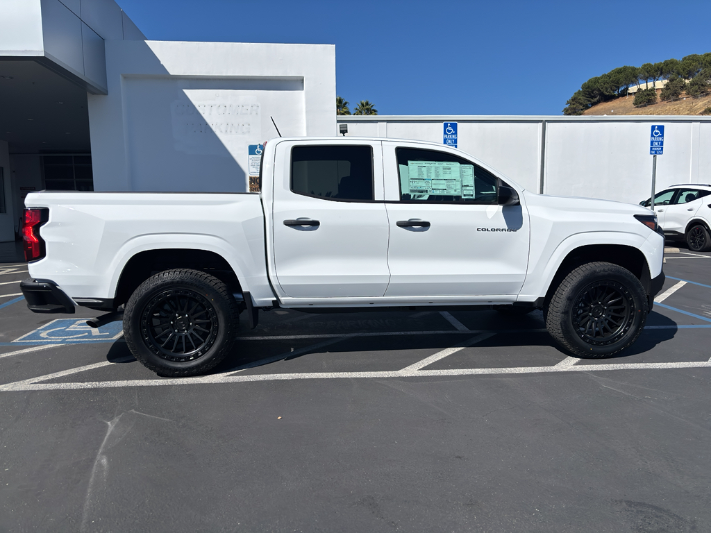 2026 Chevrolet Colorado photo 5