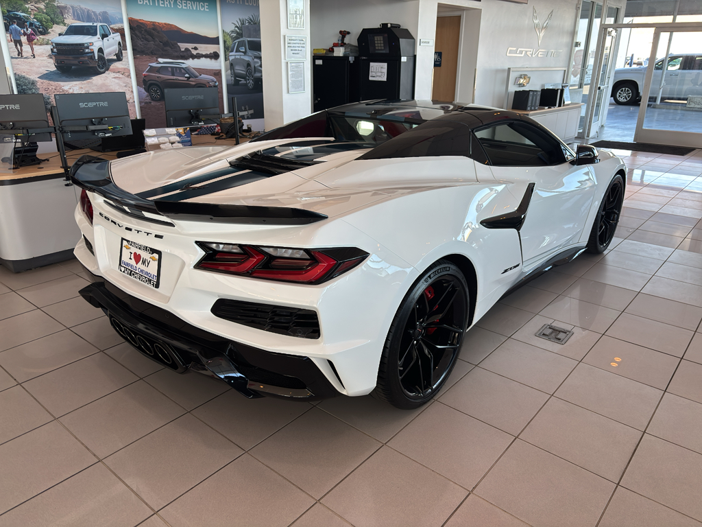 2026 Chevrolet Corvette photo 2