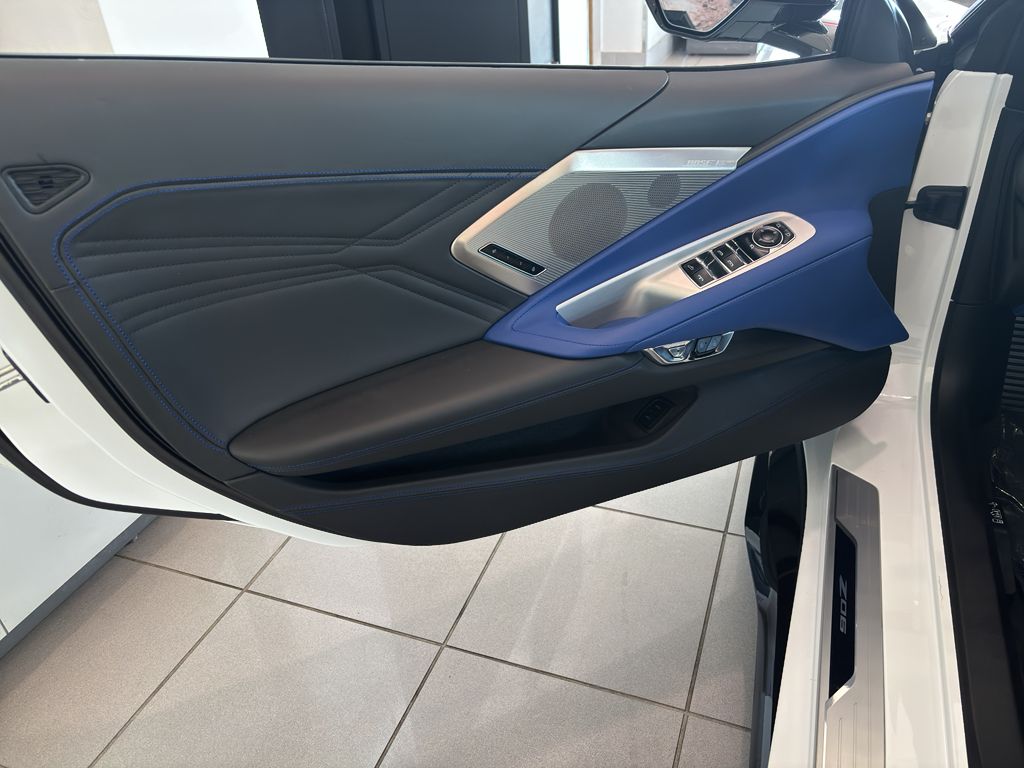 2026 Chevrolet Corvette photo 6
