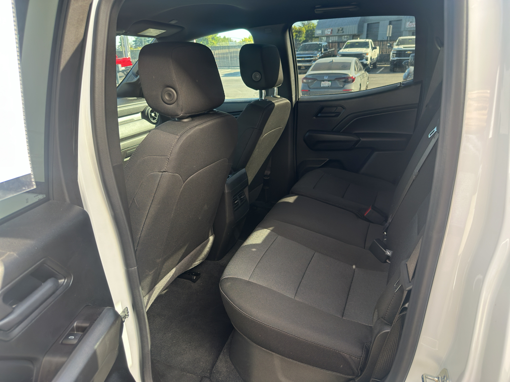 2026 Chevrolet Colorado photo 5