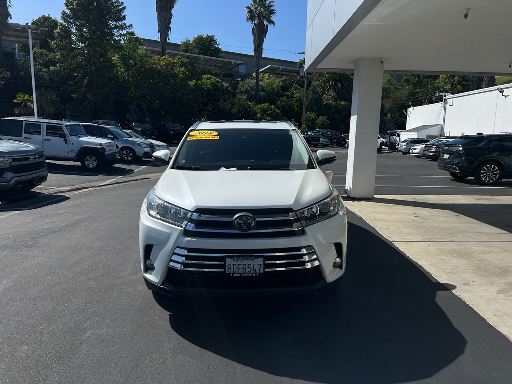 2018 Toyota Highlander photo 2