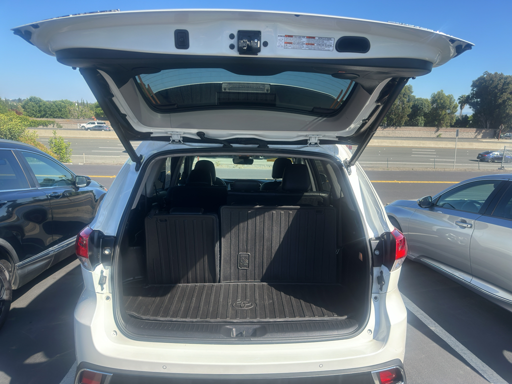 2018 Toyota Highlander photo 6