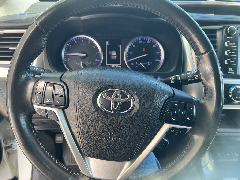 2018 Toyota Highlander photo 7