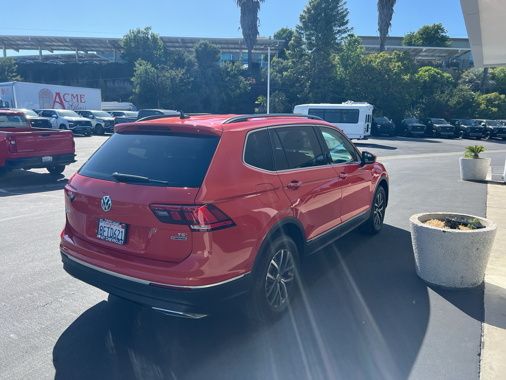 2018 Volkswagen Tiguan photo 4