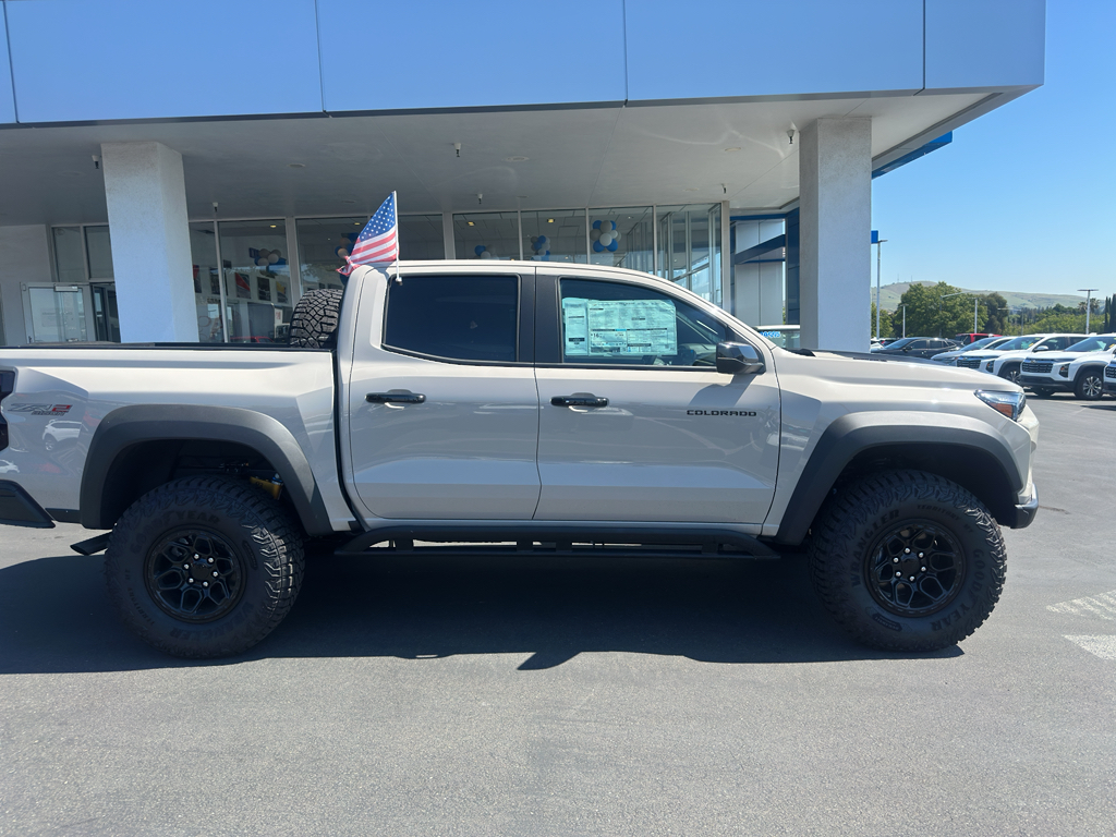 2026 Chevrolet Colorado photo 30