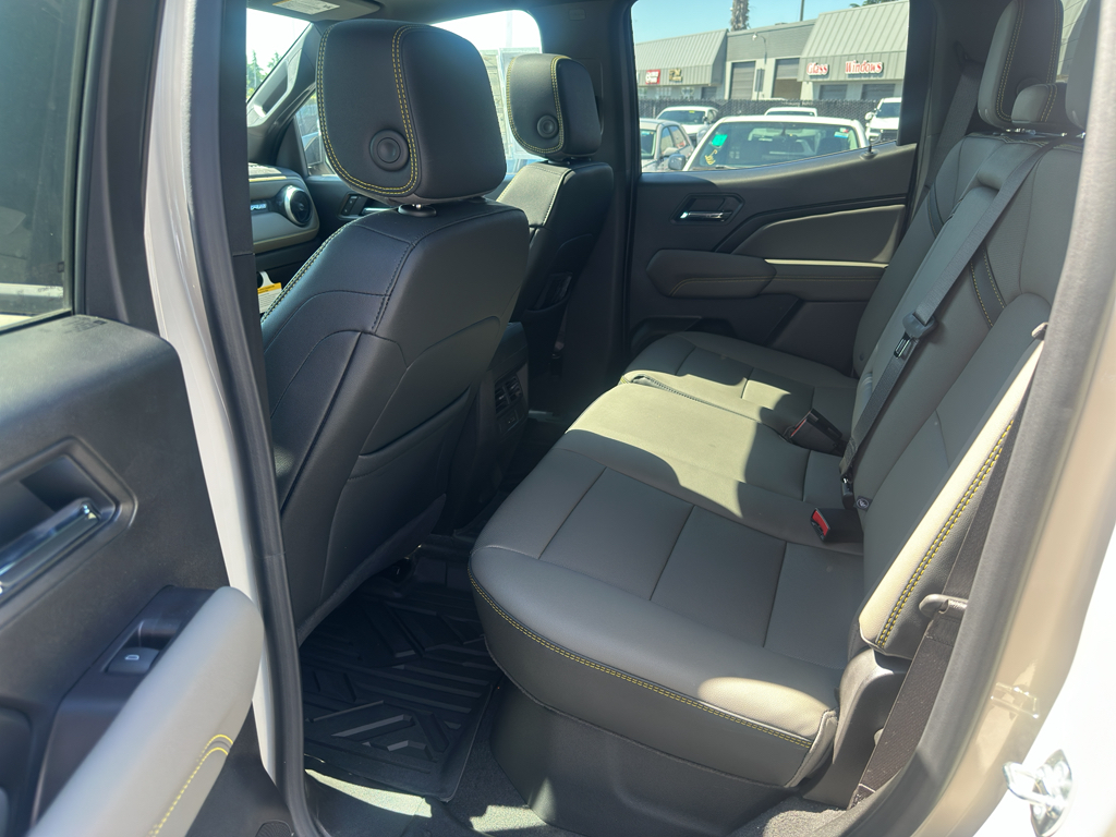 2026 Chevrolet Colorado photo 34