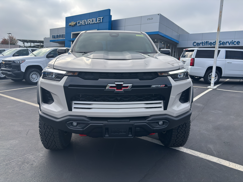2026 Chevrolet Colorado photo 7
