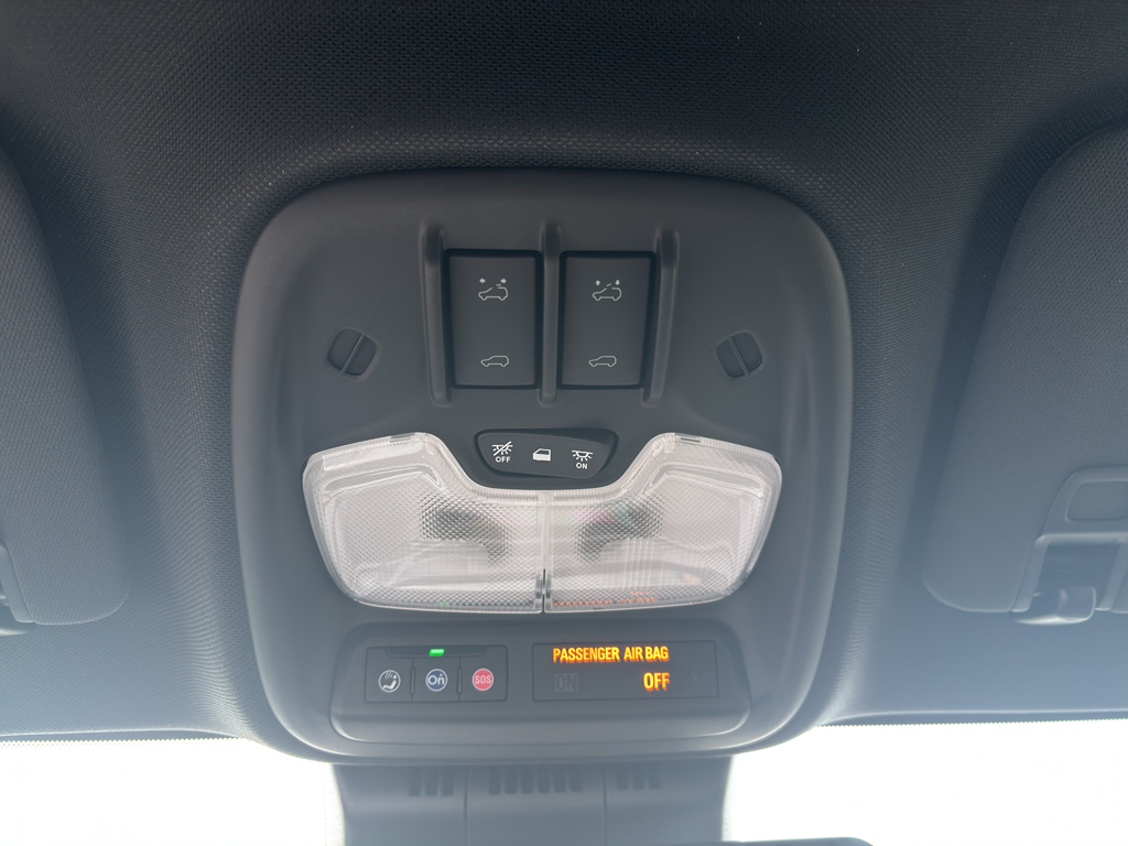 2026 Chevrolet Colorado photo 14