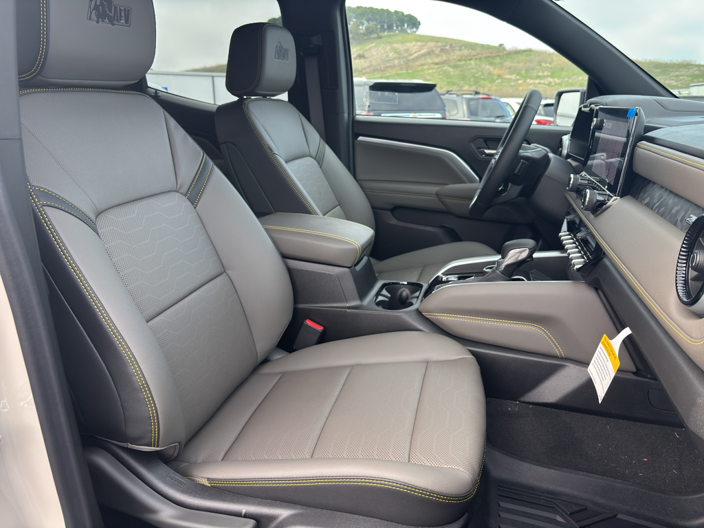 2026 Chevrolet Colorado photo 19