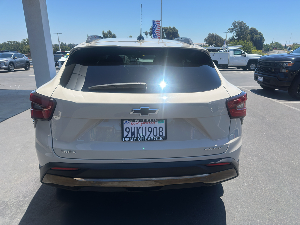 2026 Chevrolet Trax photo 3