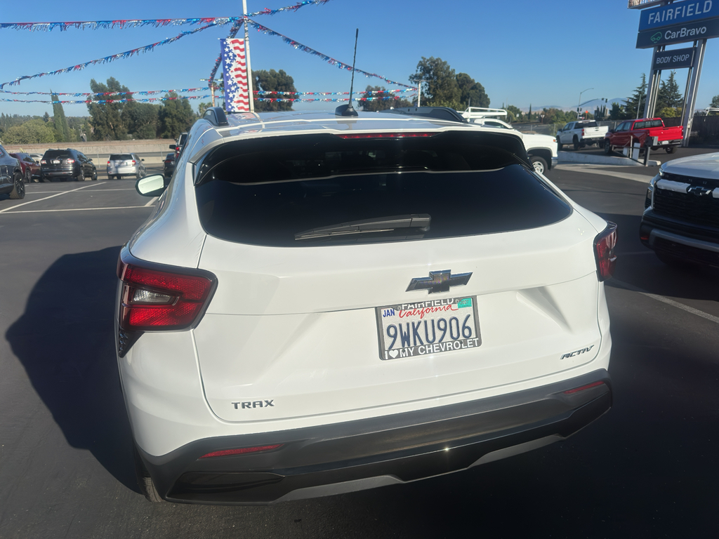 2026 Chevrolet Trax photo 3