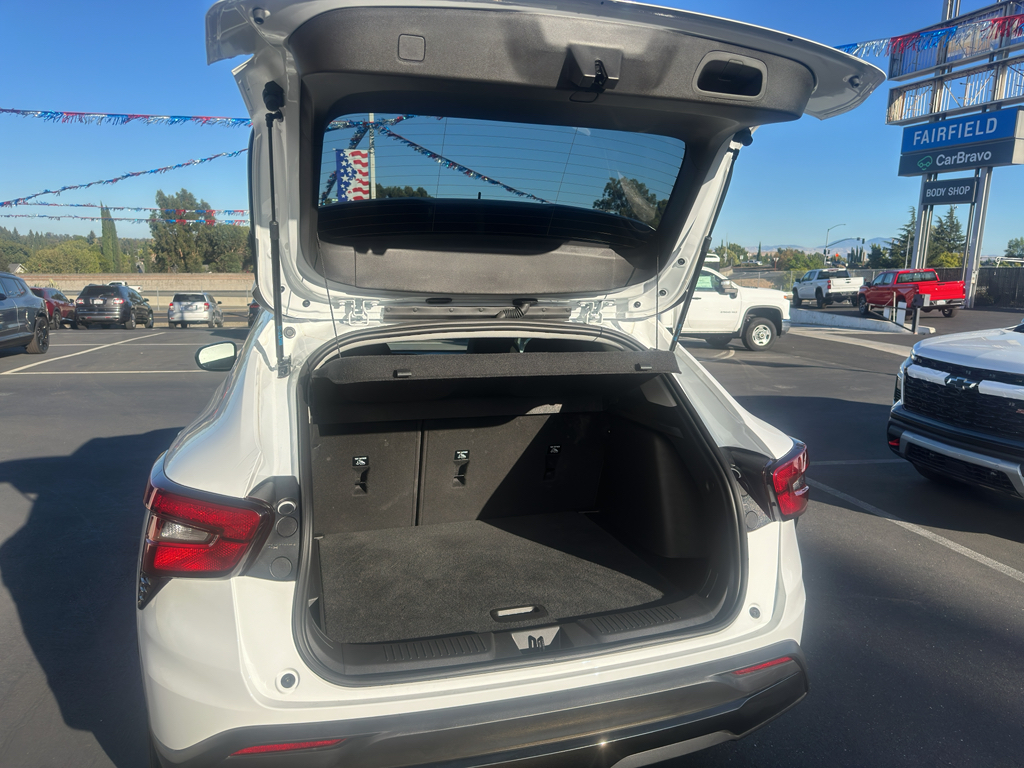 2026 Chevrolet Trax photo 4