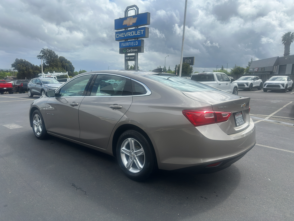 2022 Chevrolet Malibu photo 6