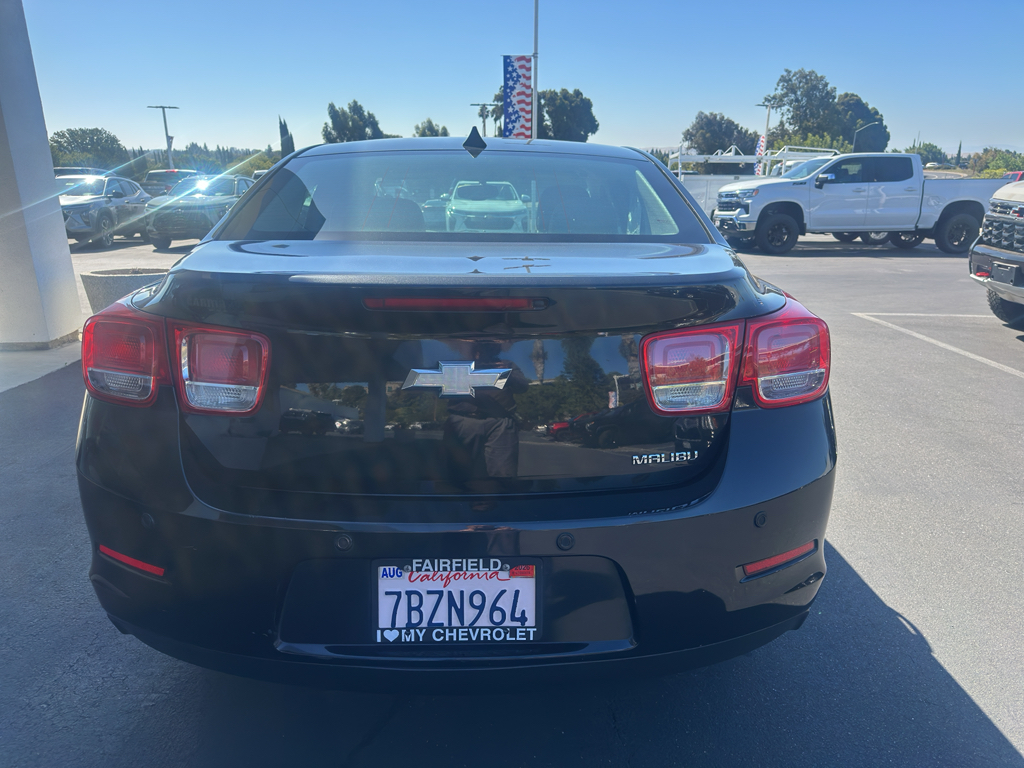 2013 Chevrolet Malibu photo 3