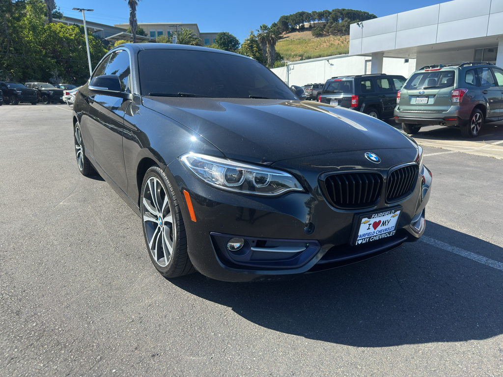2017 BMW 2 series photo 2