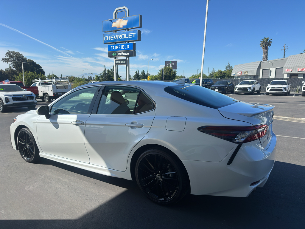 2021 Toyota Camry photo 4