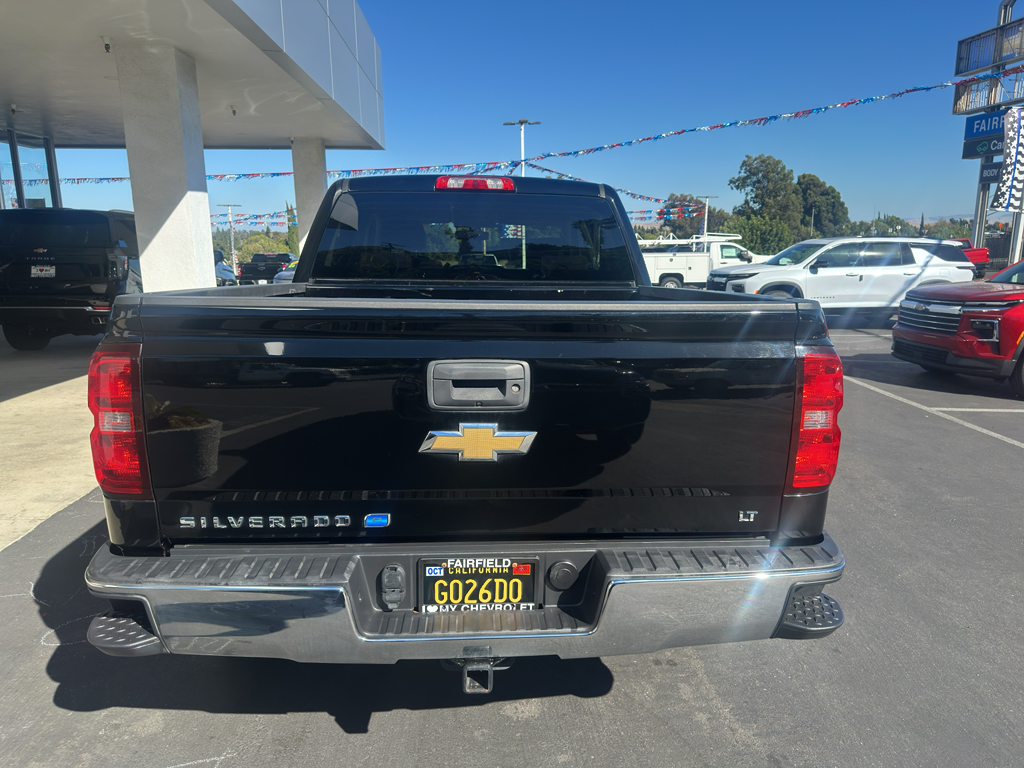 2016 Chevrolet Silverado photo 3