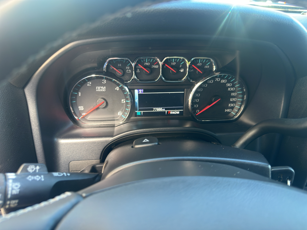 2016 Chevrolet Silverado photo 10