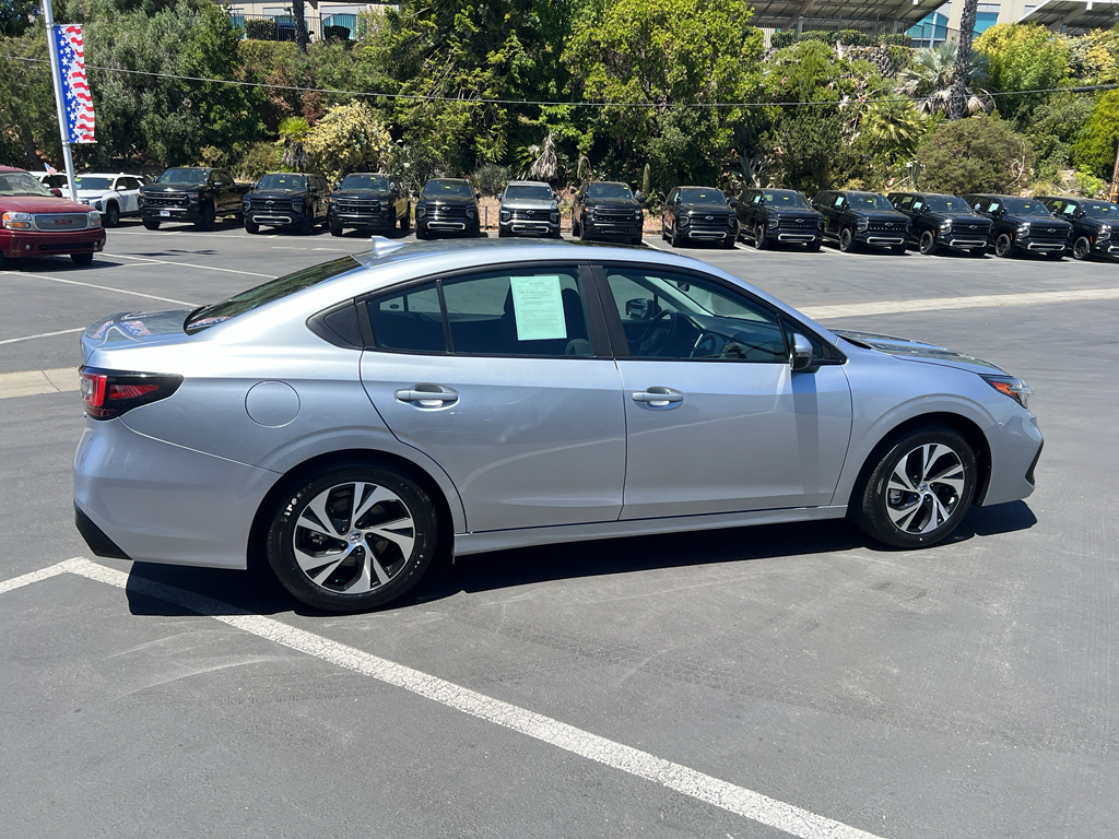 2024 Subaru Legacy photo 4