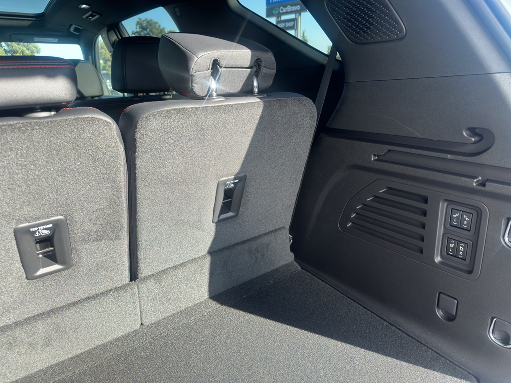 2026 Chevrolet Traverse photo 10