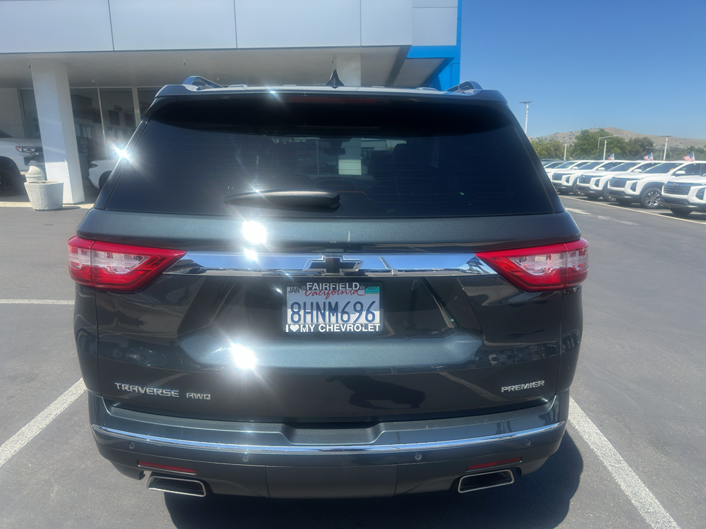 2019 Chevrolet Traverse photo 3