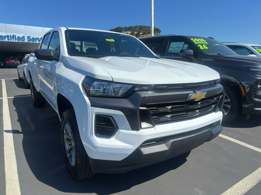 2026 Chevrolet Colorado photo 1