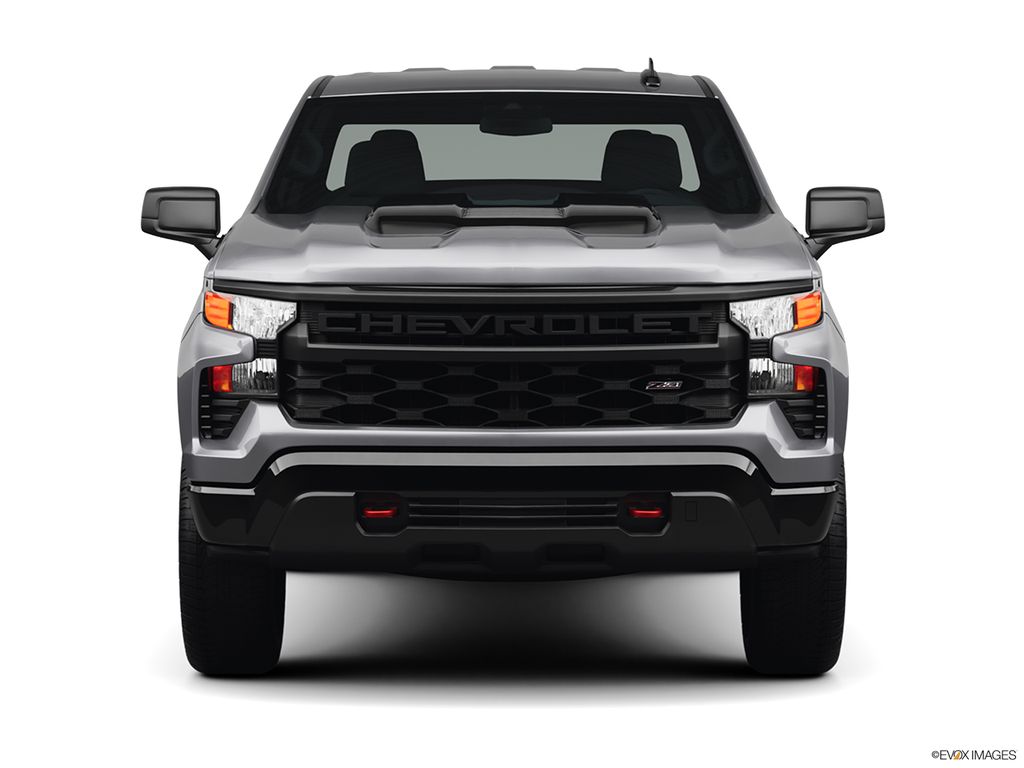 2026 Chevrolet Silverado photo 4