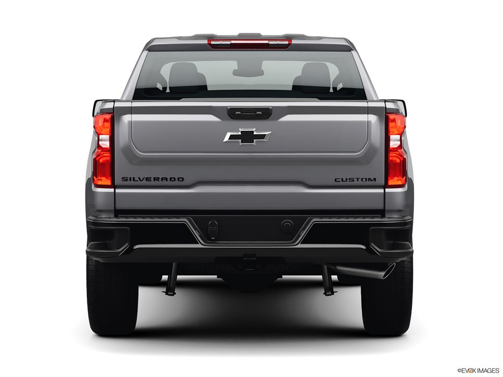 2026 Chevrolet Silverado photo 5